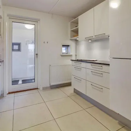 Apartment Daya - 2-3km From The Sea In Western Jutland By Interhome