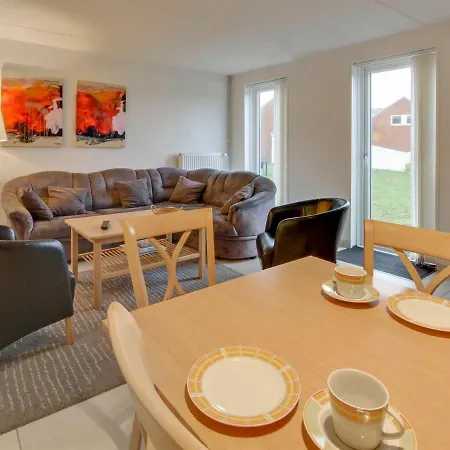 Apartment Daya - 2-3km From The Sea In Western Jutland By Interhome