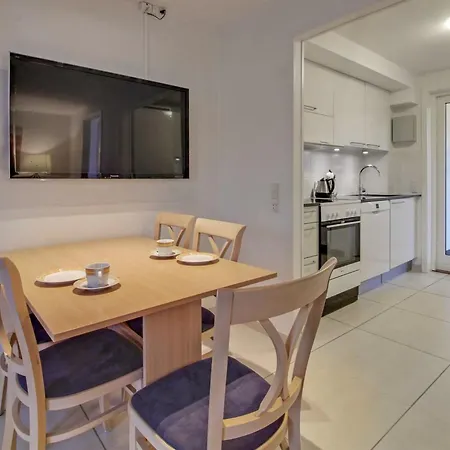 Apartment Daya - 2-3km From The Sea By Interhome *